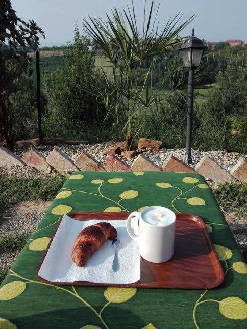 Bed and Breakfast A Casa Di Anna Vaglio Serra Экстерьер фото